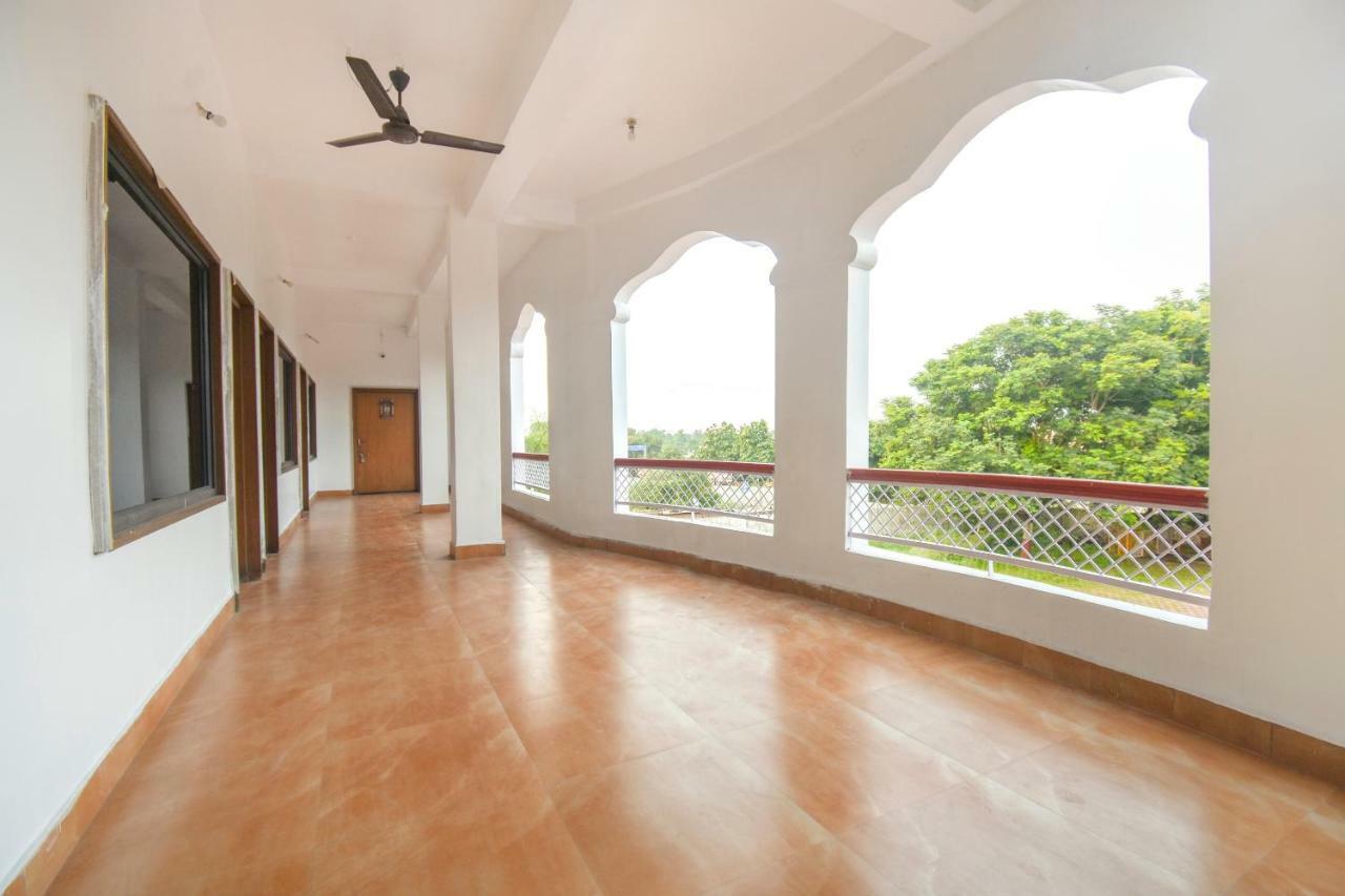 Oyo 47464 Hotel The Country Club Bilaspur (Chhattisgarh) Ngoại thất bức ảnh