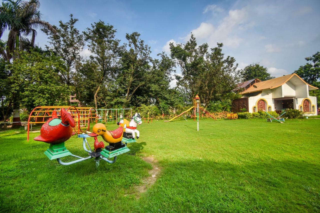 Oyo 47464 Hotel The Country Club Bilaspur (Chhattisgarh) Ngoại thất bức ảnh