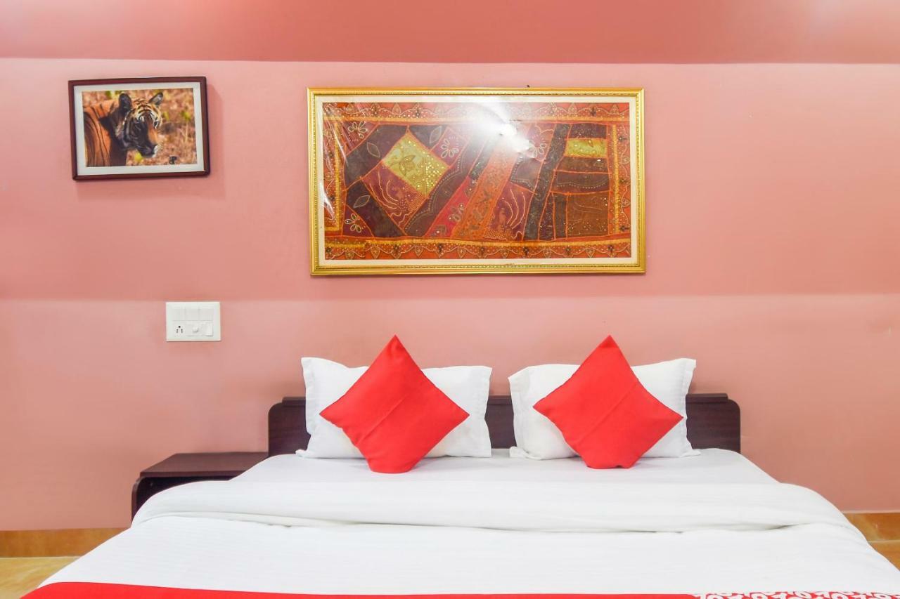 Oyo 47464 Hotel The Country Club Bilaspur (Chhattisgarh) Ngoại thất bức ảnh