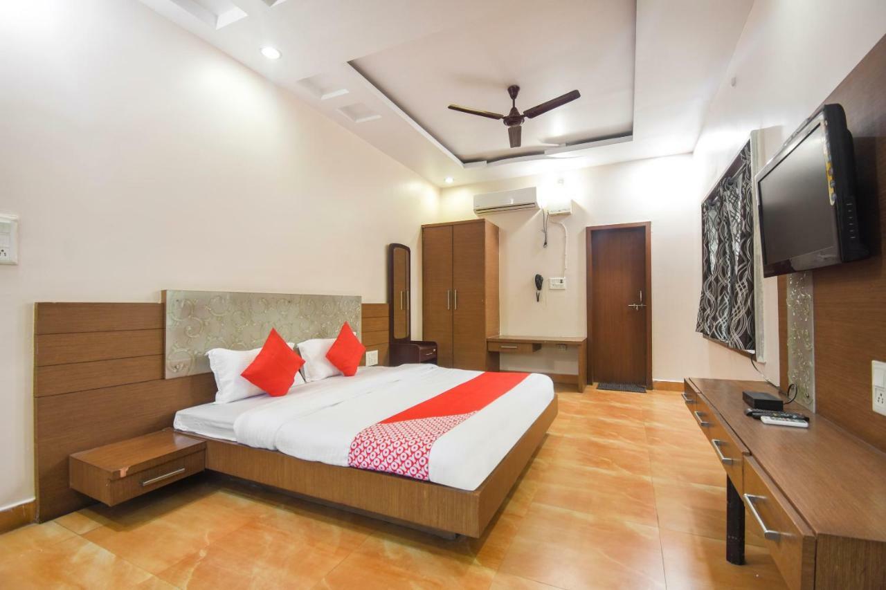 Oyo 47464 Hotel The Country Club Bilaspur (Chhattisgarh) Ngoại thất bức ảnh